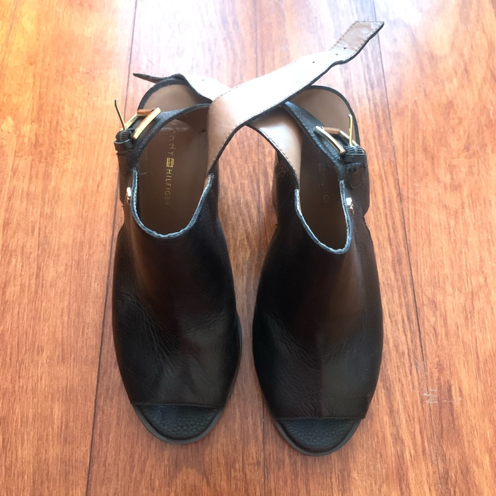 Tommy Hilfiger open toe booties